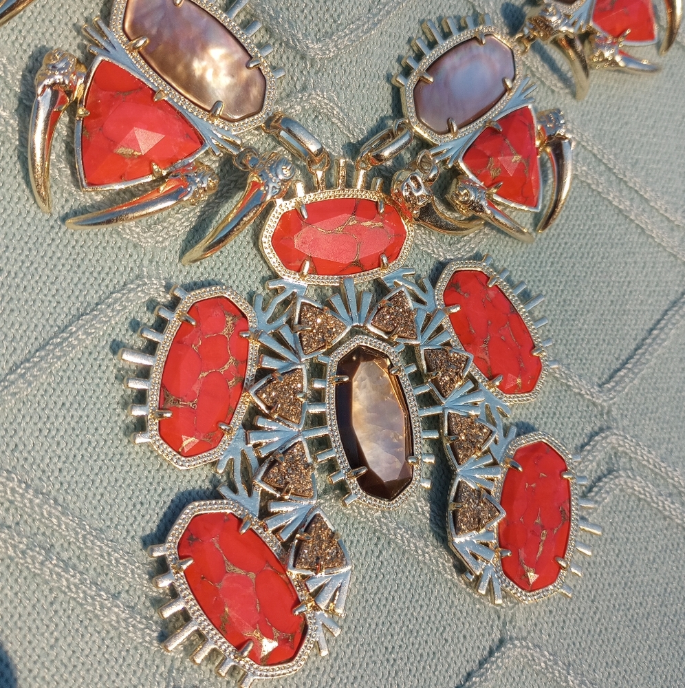 Kendra Scott Gold Odessa Bronze Veined Red Magnesite Statement Necklace - Picture 5 of 16